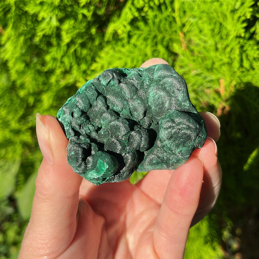 Malachite - A Gemstone of History and Mystique - Shiny Crystals