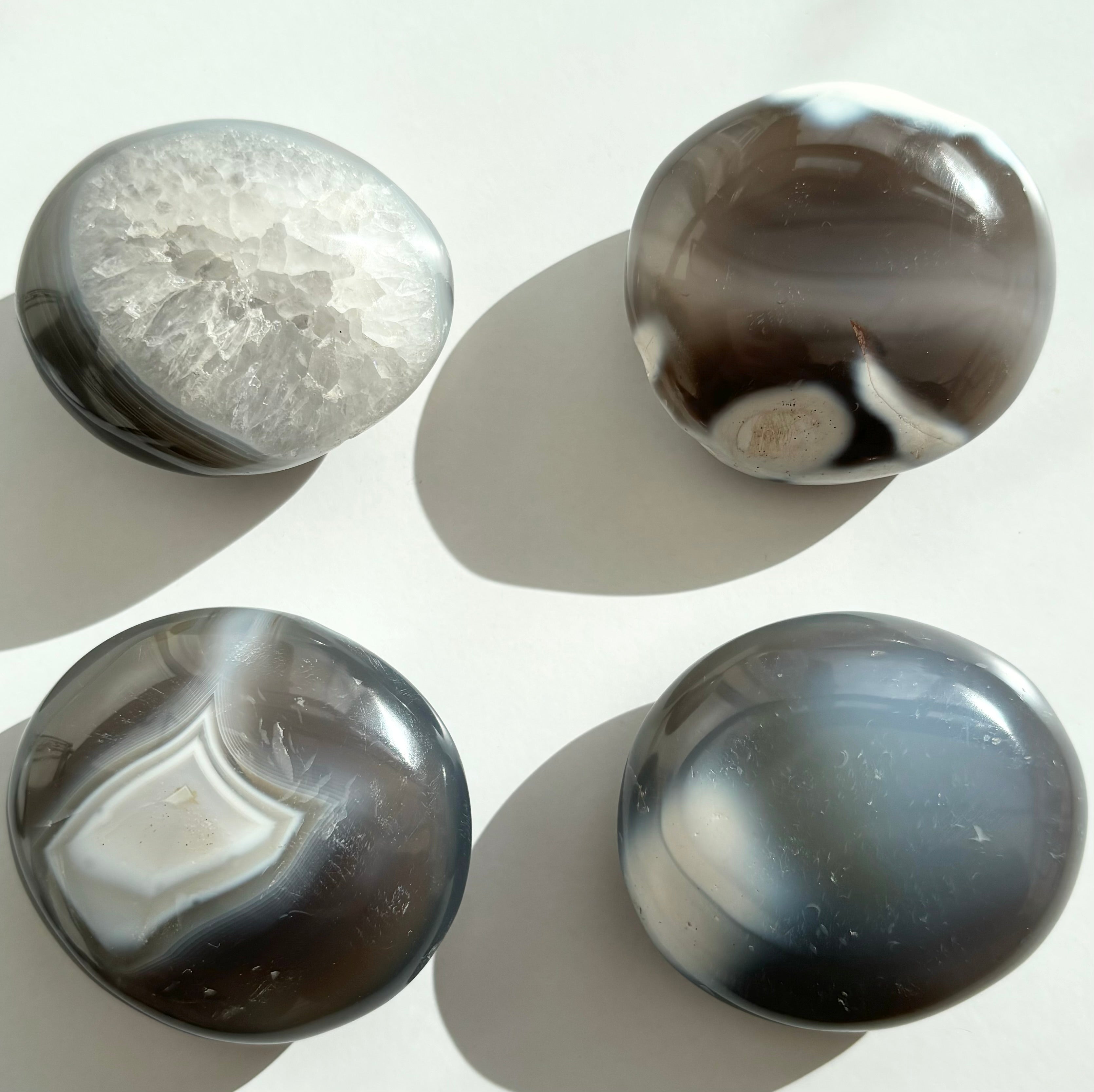 Orca Agate Crystal Palmstones