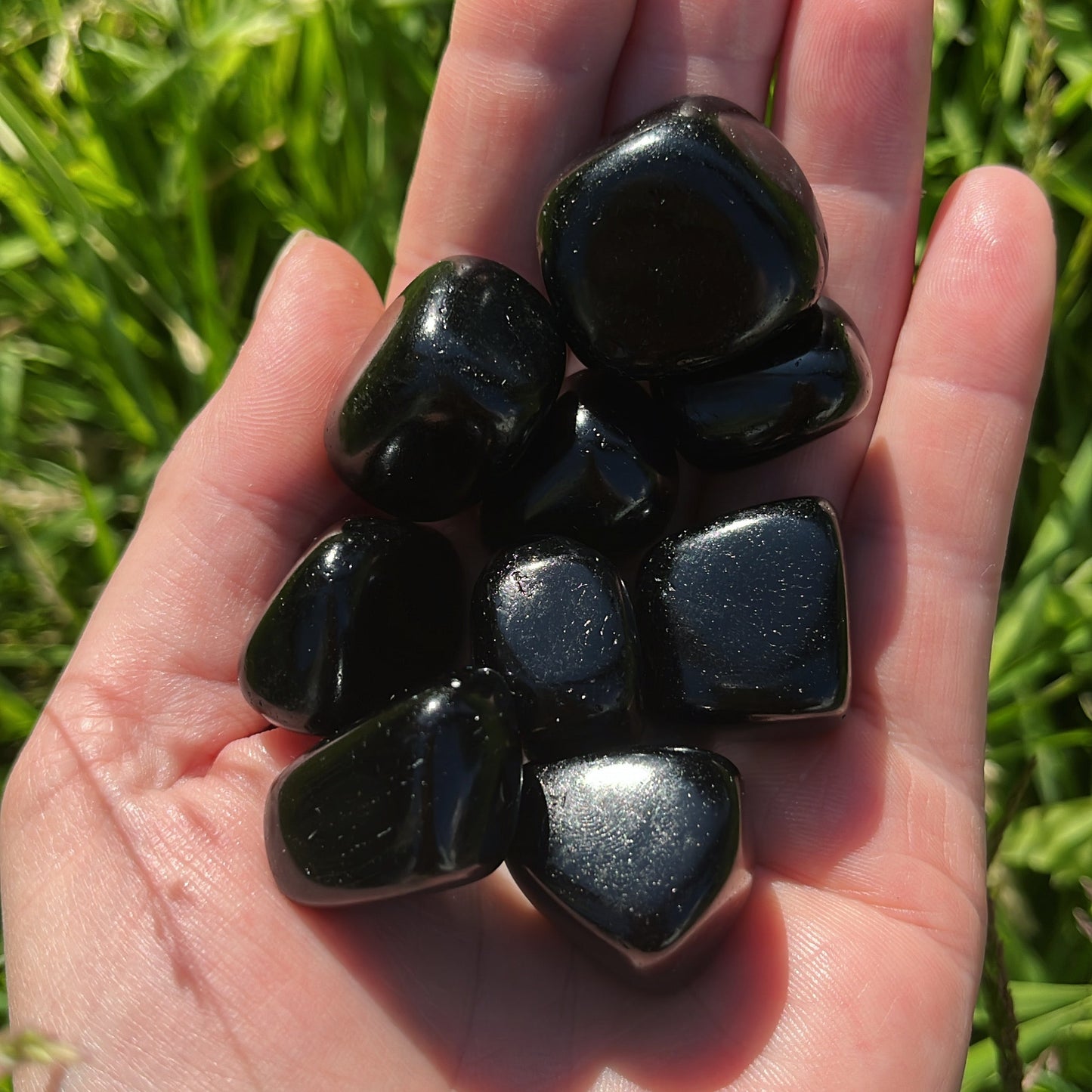 Black Obsidian Tumblestone - Shiny Crystals