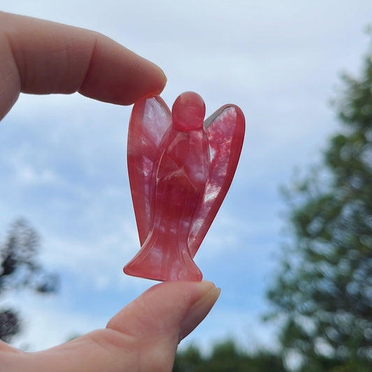 Cherry Quartz Angel - Shiny Crystals