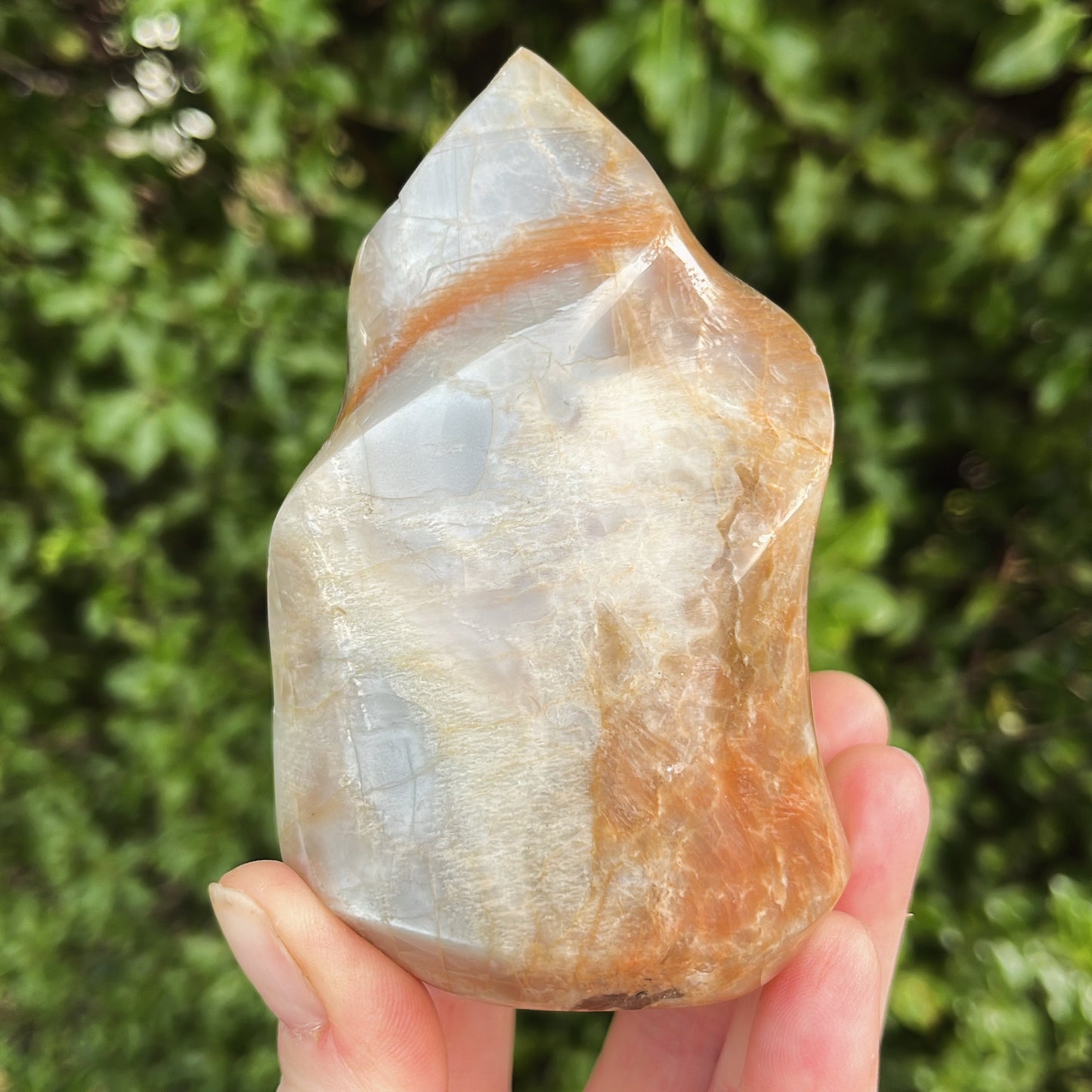 Flashy Peach Moonstone Flame | E - Shiny Crystals