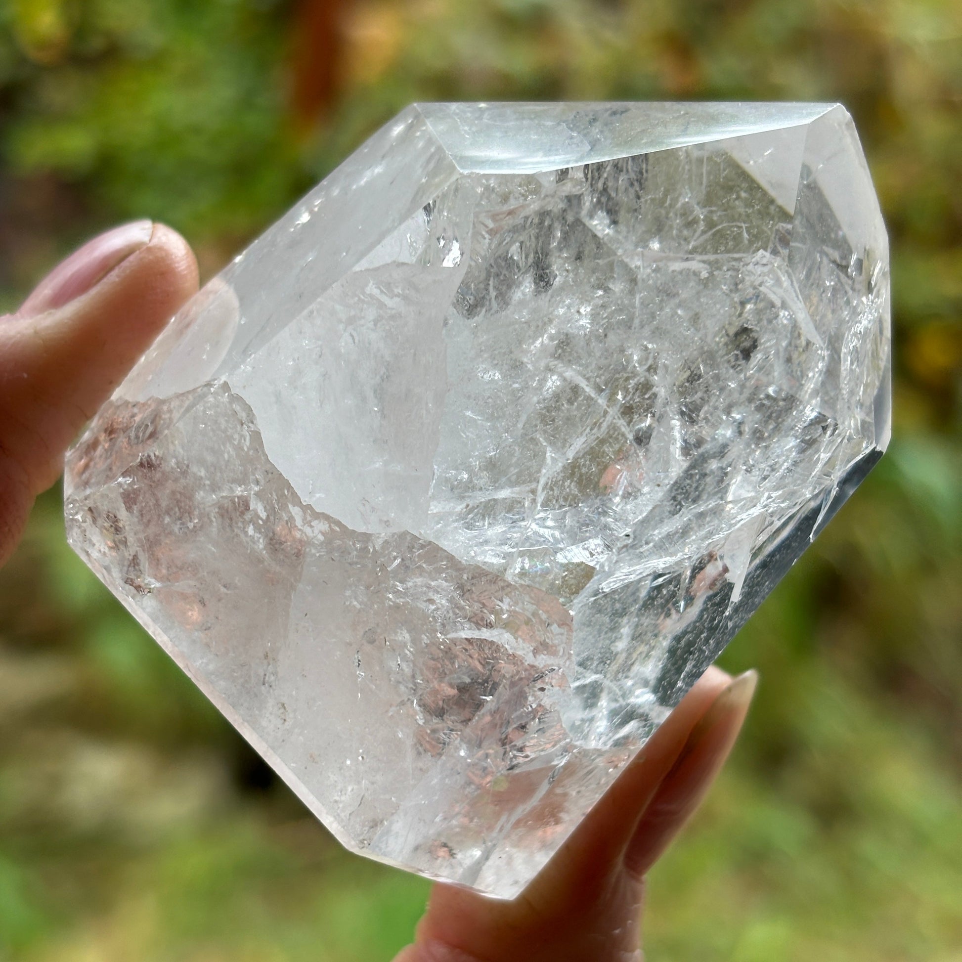 Icy Clear Quartz Point 188g - Shiny Crystals