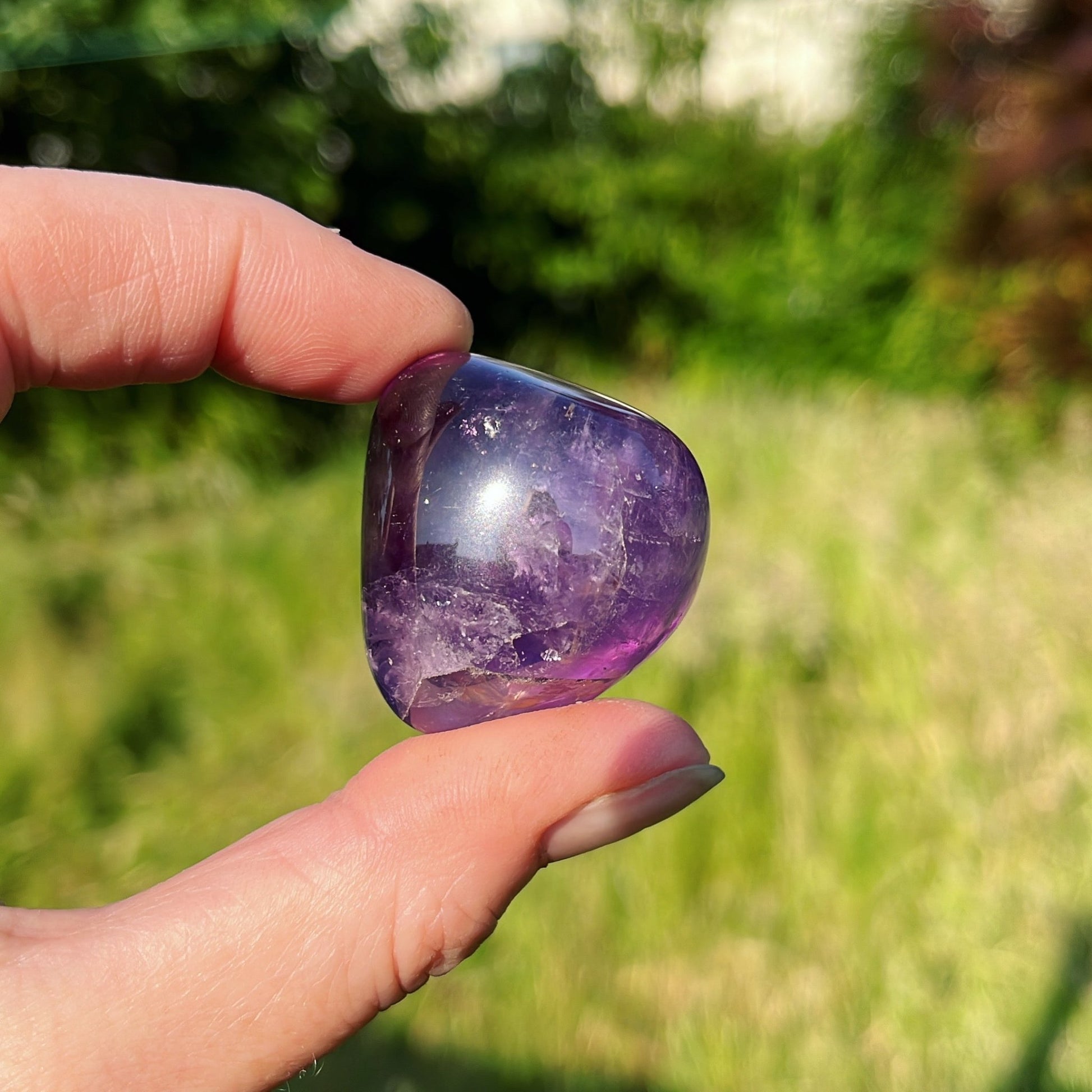 Large Amethyst Tumblestone - Shiny Crystals