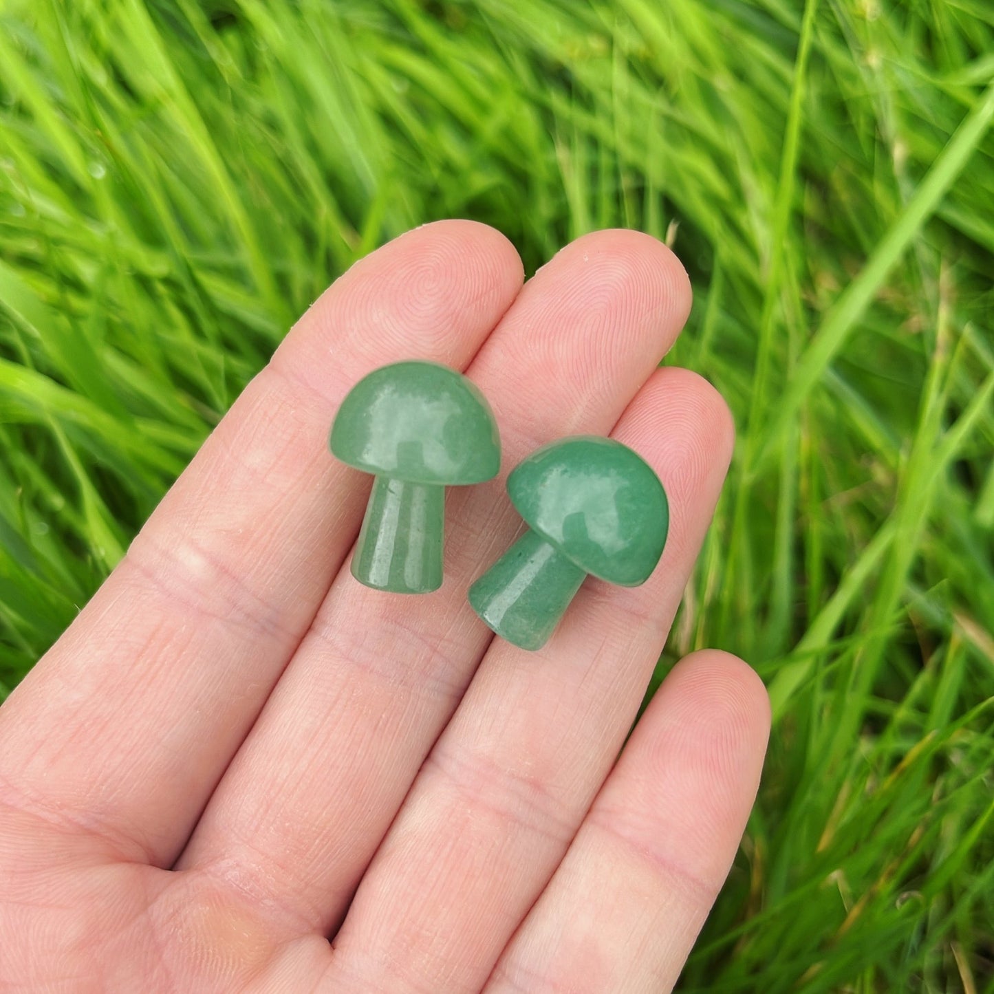 Mini Green Aventurine Mushroom - Shiny Crystals