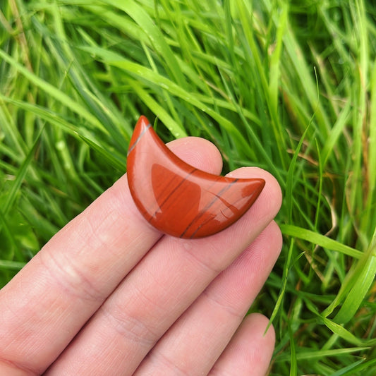 Mini Red Jasper Moon - Shiny Crystals