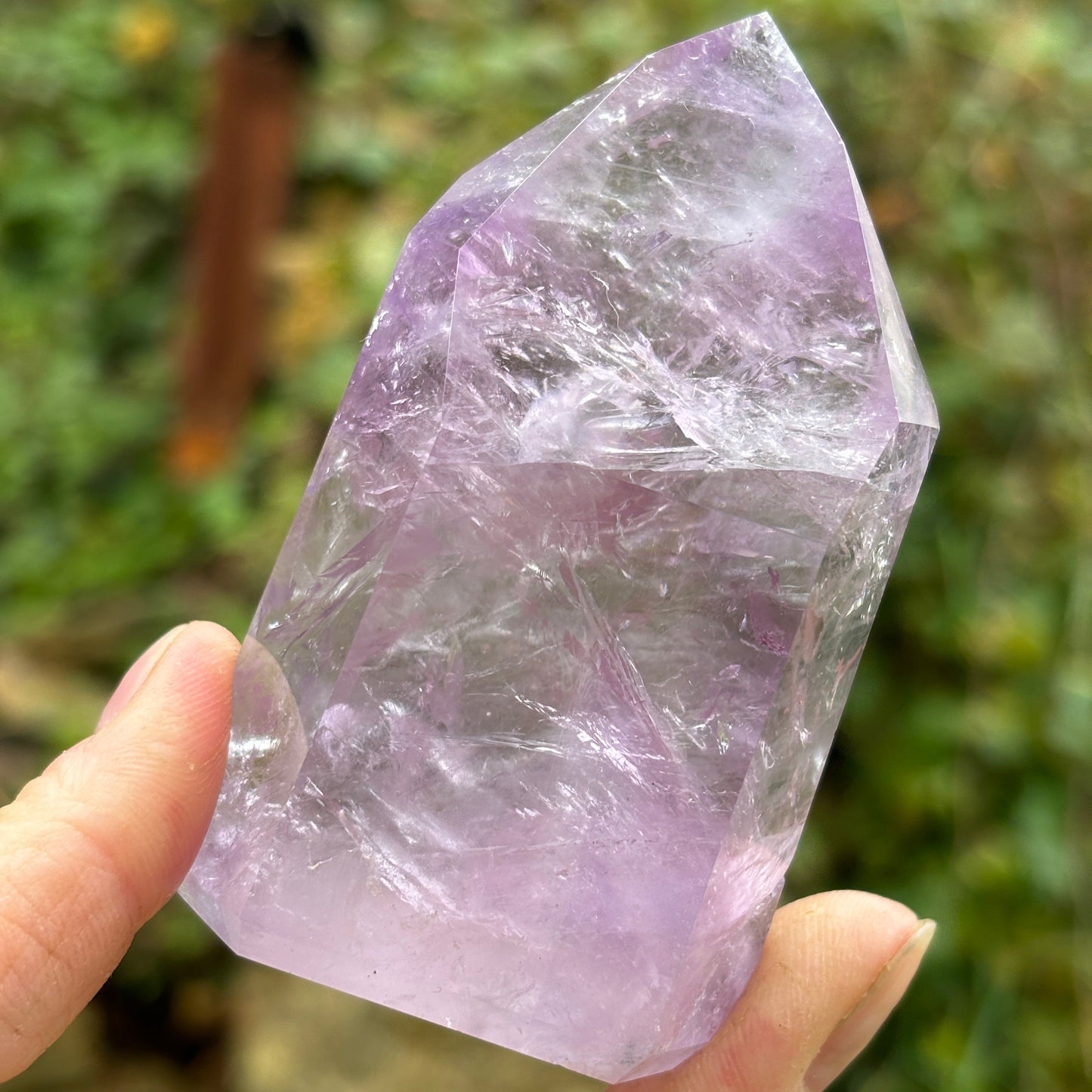 Phantom Amethyst Point 198g - Shiny Crystals