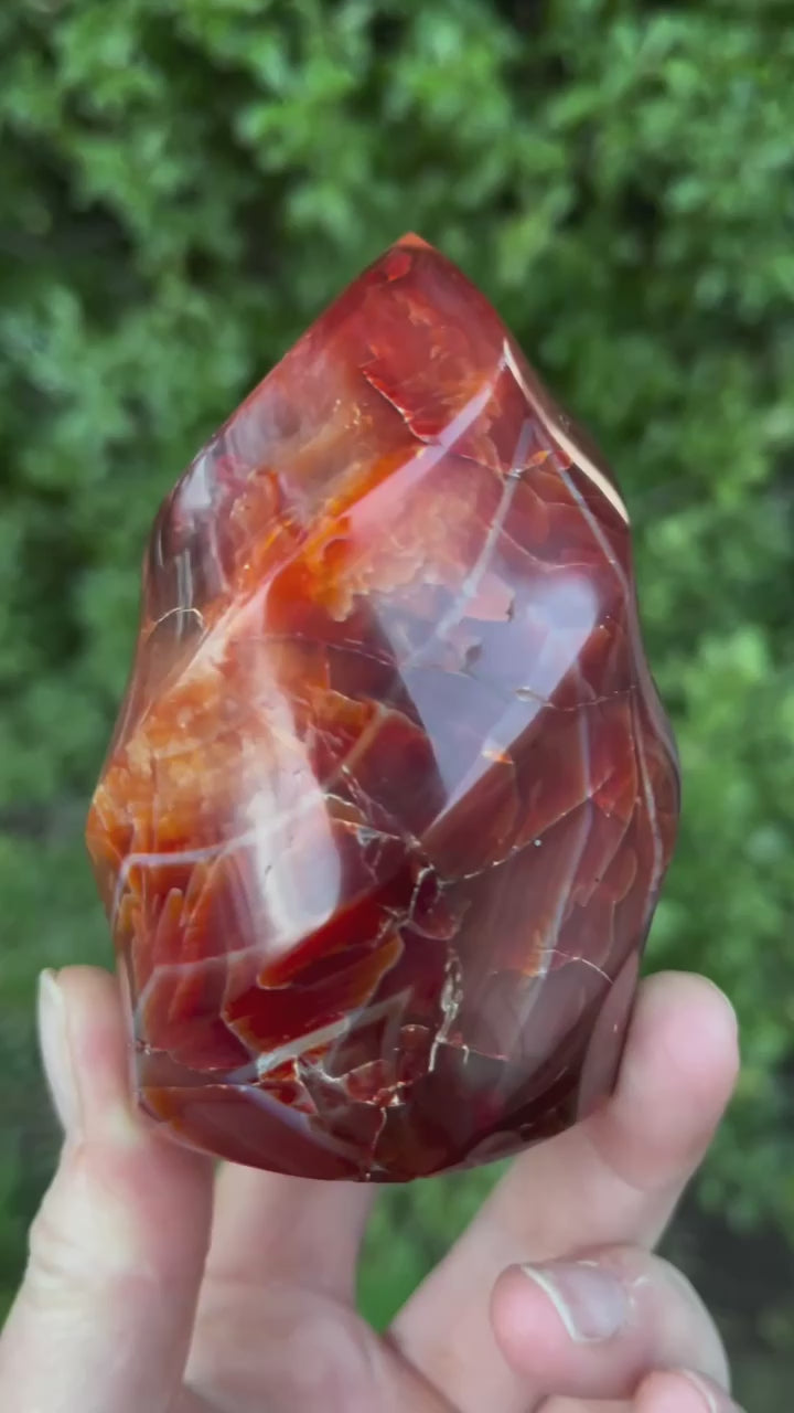 Video of a Carnelian crystal flame