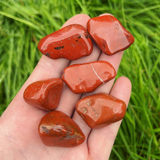 Red Jasper Tumblestone - Shiny Crystals