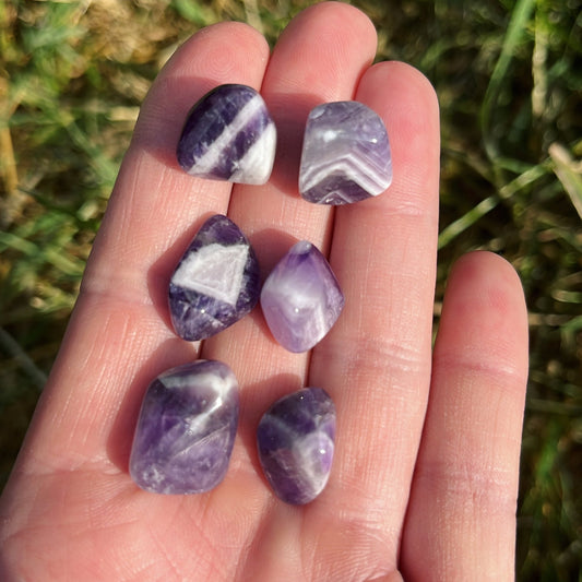 Small Dream Amethyst Tumblestone - Shiny Crystals