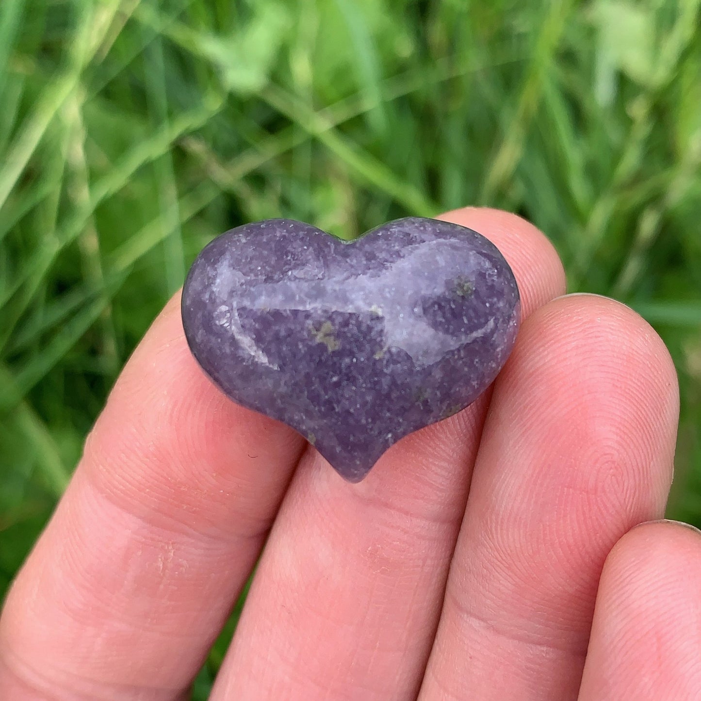 XS Lepidolite Heart - Shiny Crystals